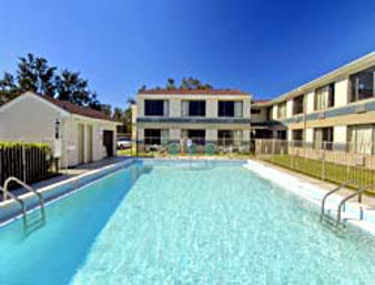 Howard Johnson Inn Pensacola Fl Exterior photo